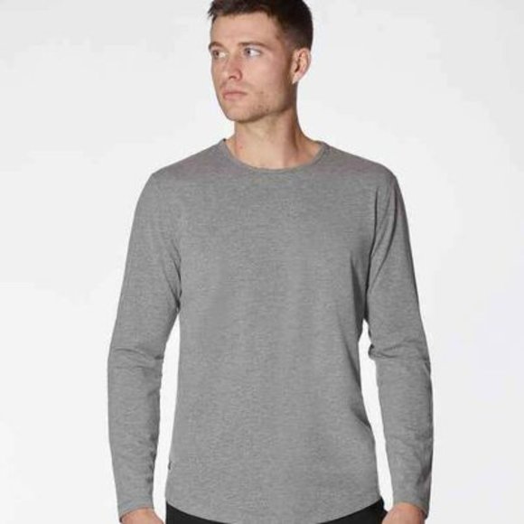 Cuts AO Long Sleeve Curve-Hem Tee (Mens Small) - Picture 5 of 5